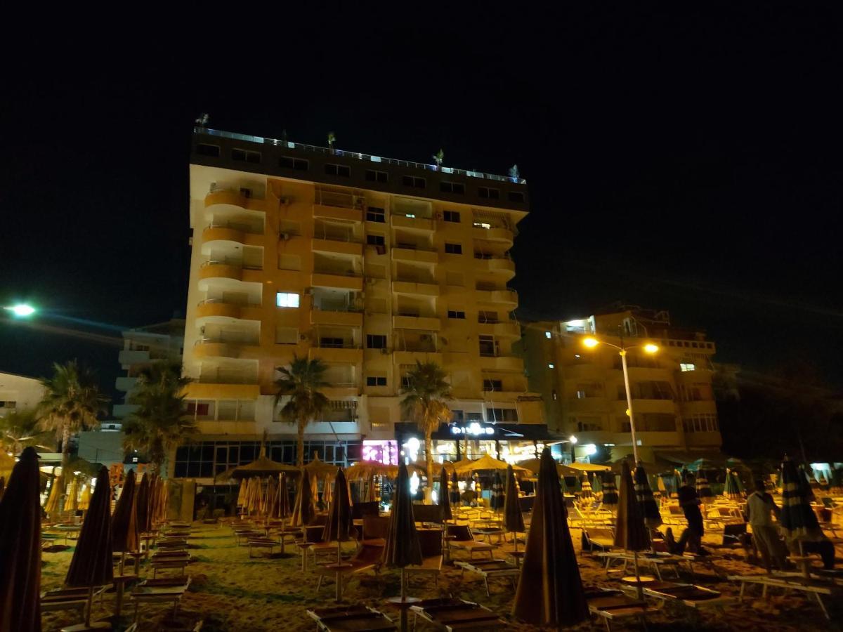 Alex'S Apartment Durres Bagian luar foto